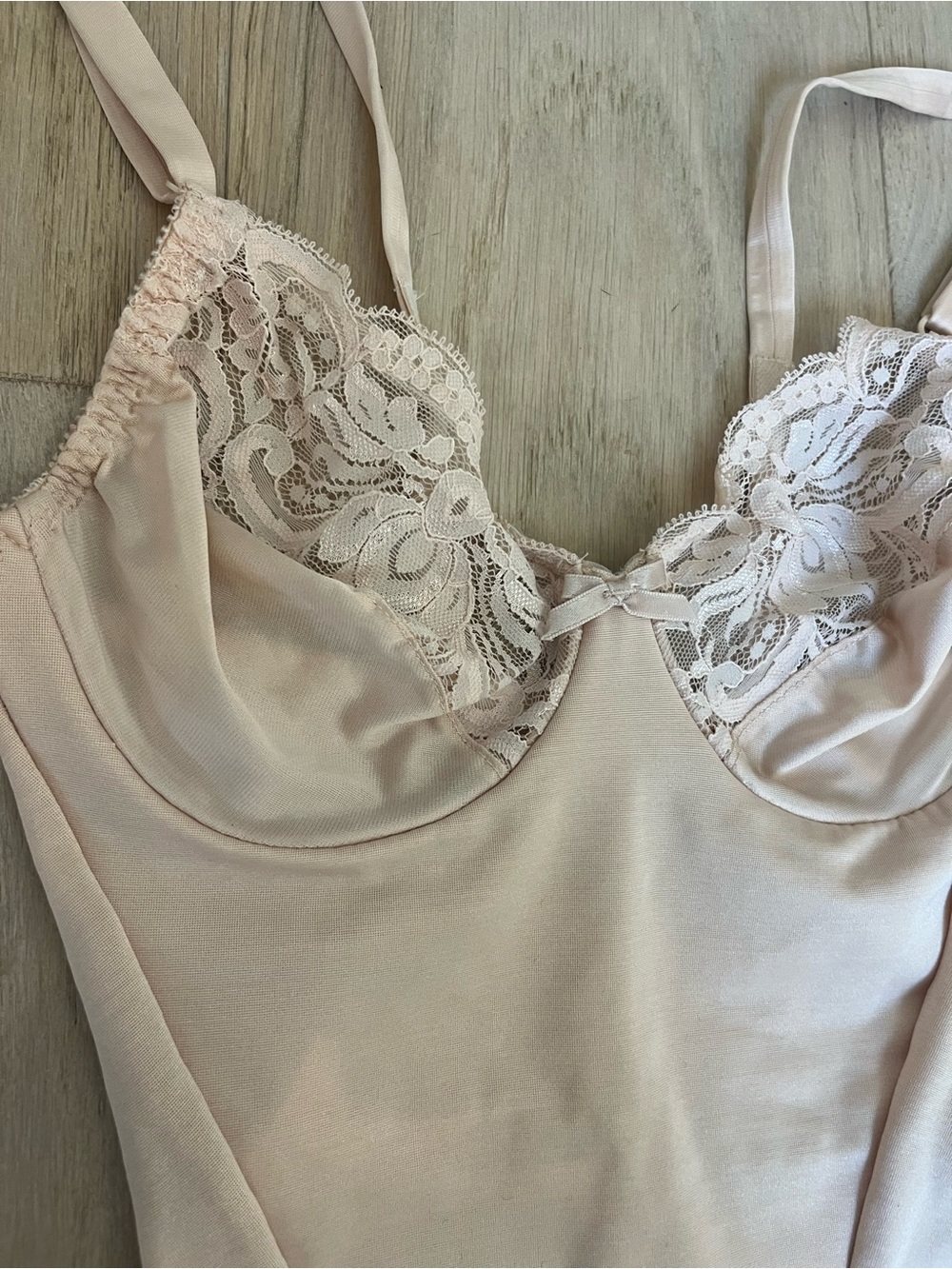 Olga Beige Lace-Trim Satin Bodysuit - Picture 4 of 4